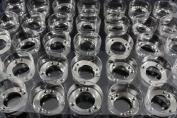 Feinmechanische Komponenten von Femotech