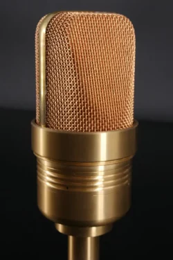 Feinmechanische Komponenten von Femotech